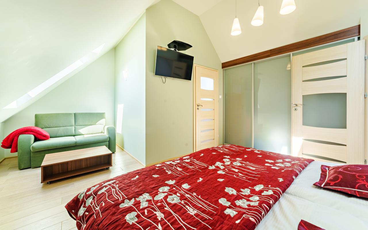 Apartamenty Everysky - Komuny Paryskiej Karpacz Esterno foto
