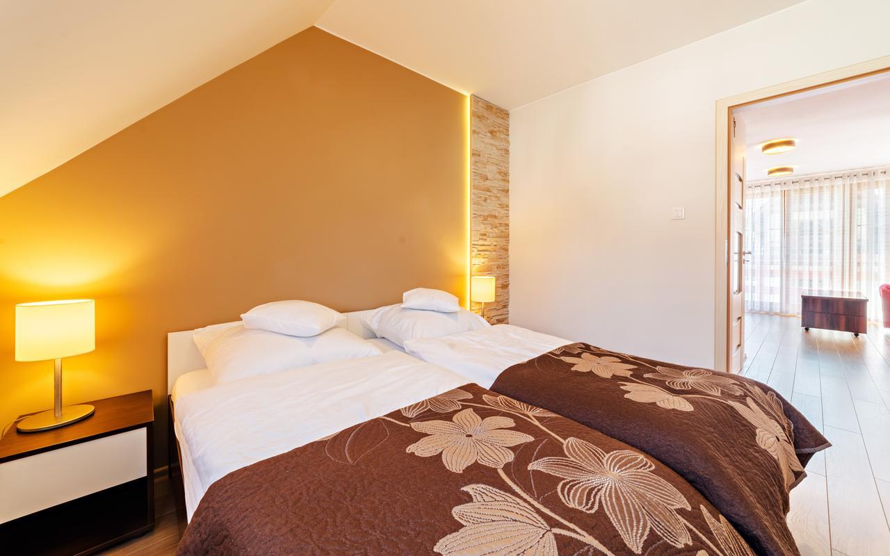 Apartamenty Everysky - Komuny Paryskiej Karpacz Esterno foto